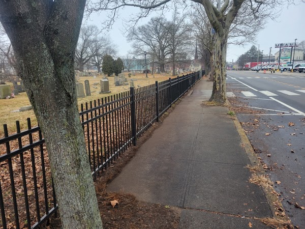 Grace Church Cemetery grounds