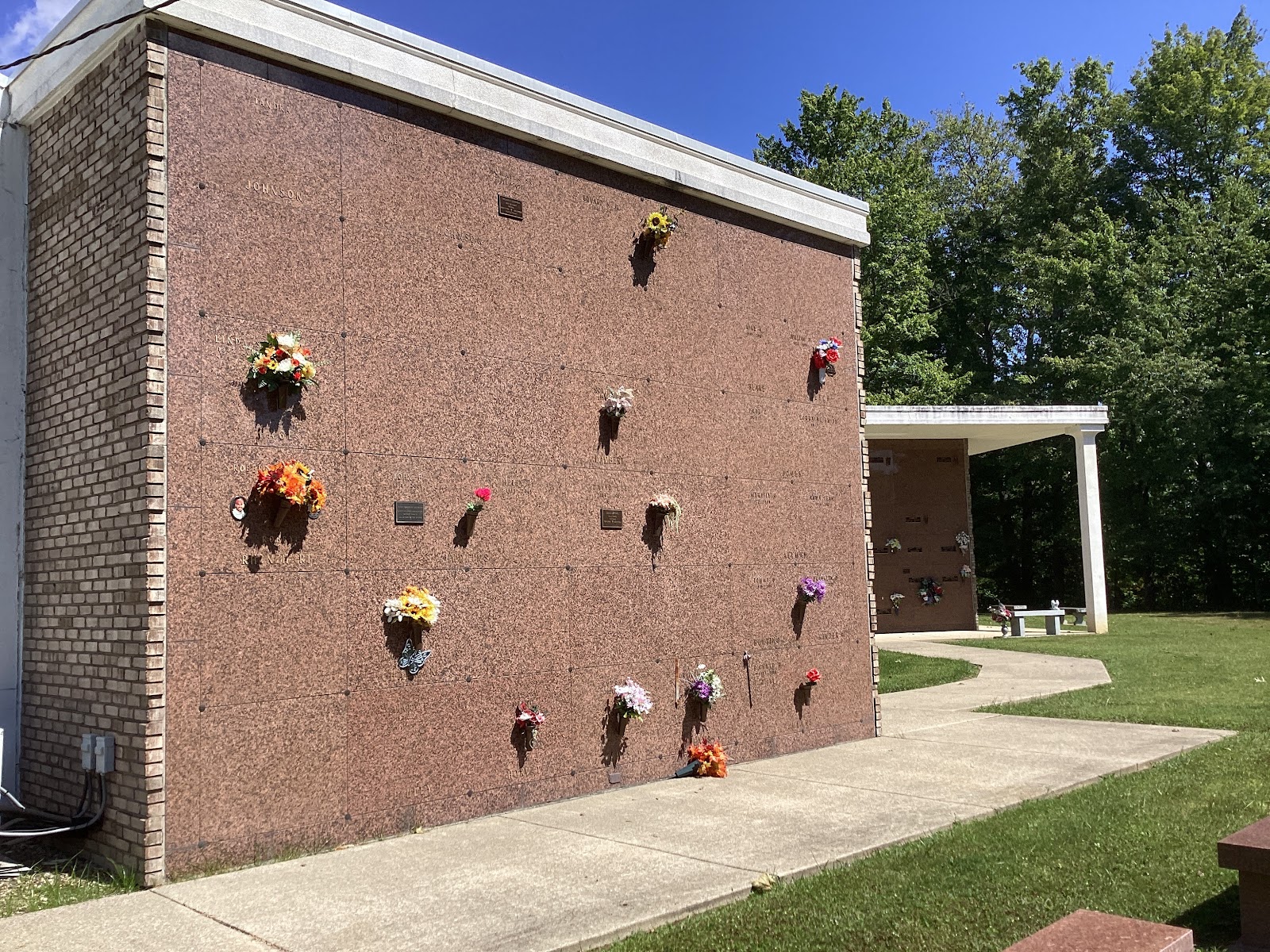 Graceland Memorial Park Inc headstone and grounds