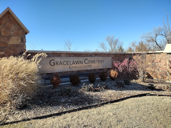 Gracelawn Cemetery grounds