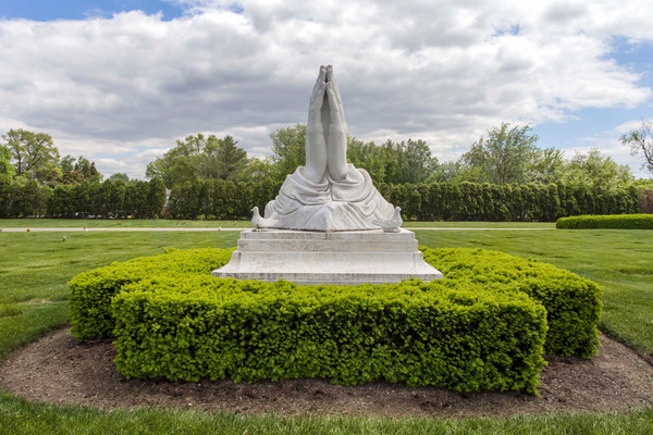 Gracelawn Memorial Park grounds
