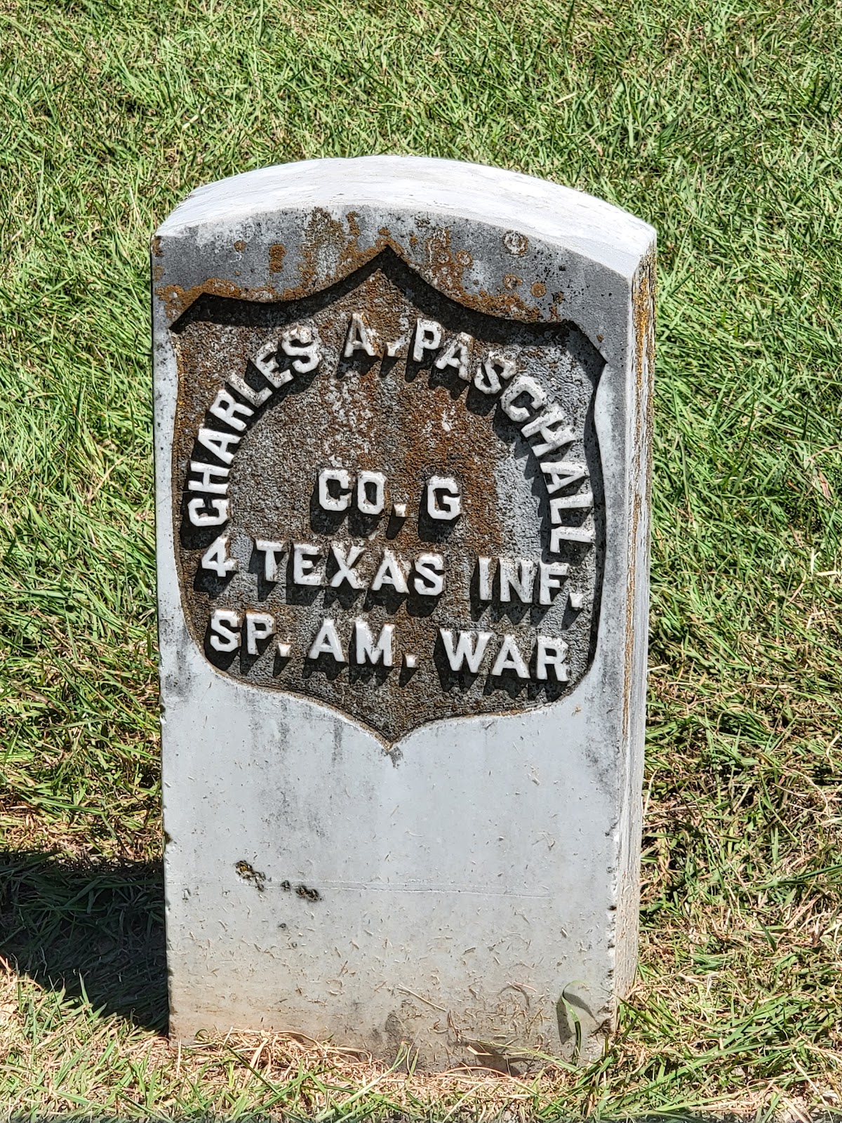 Granbury Cemetery cemetery grounds and headstones