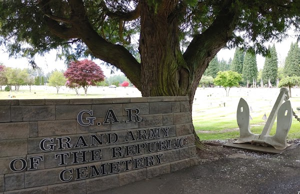 Grand Army of the Republic Cemetery grounds