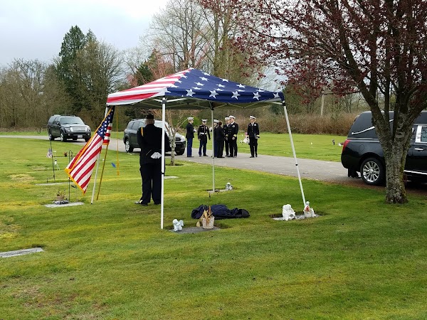 Grand Army of the Republic Cemetery grounds