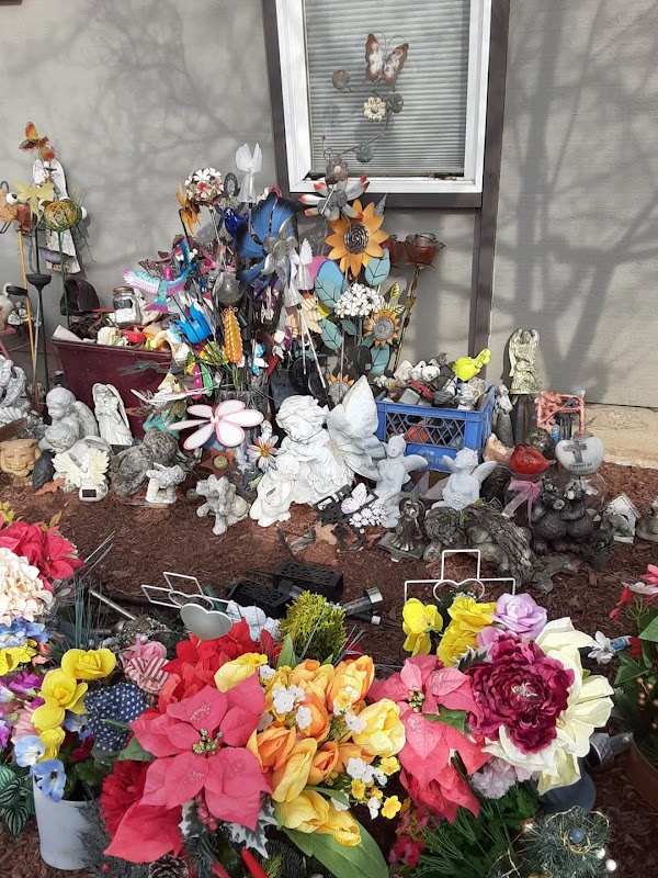 Grand Army of the Republic Cemetery grounds