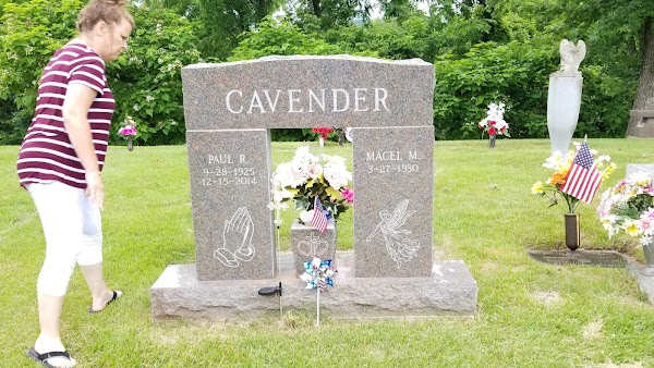 Grandview Memorial Park grounds