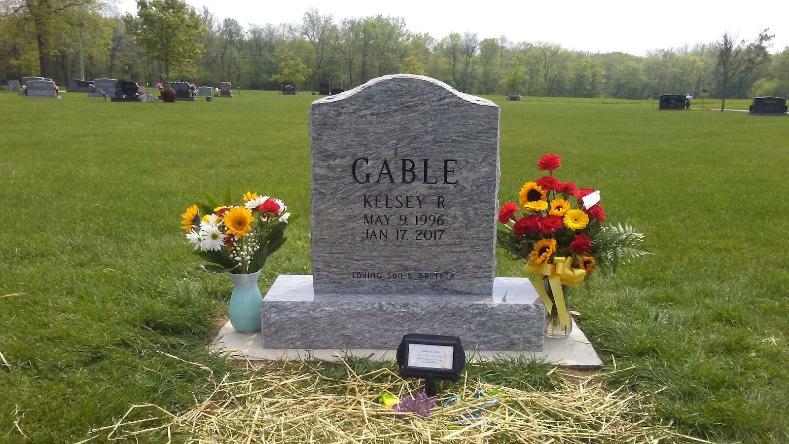 Gravel Lawn Cemetery