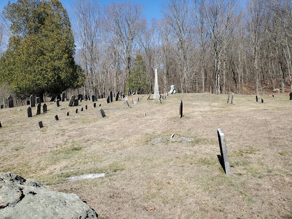 Great Hill Cemetery grounds