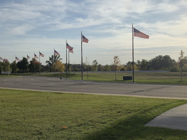 Great Lakes National Cemetery grounds