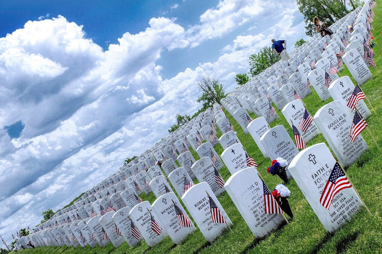 Great Lakes National Cemetery