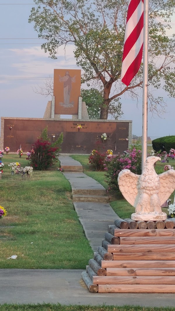 Green Acres Memorial Gardens grounds