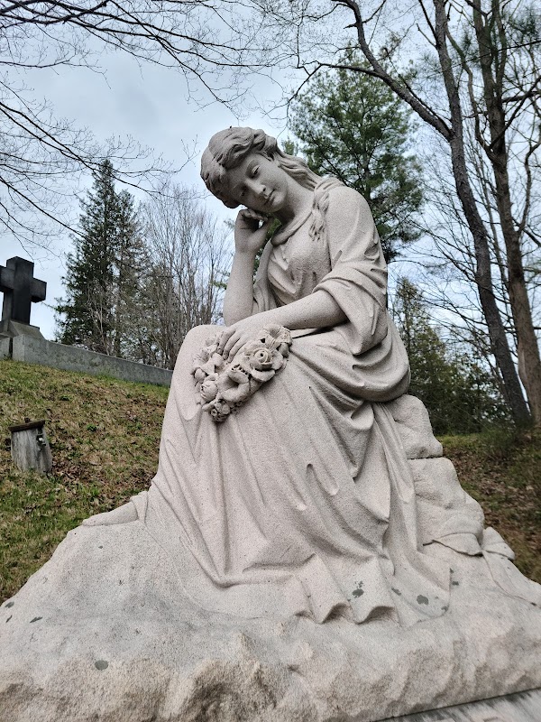 Green Mount Cemetery grounds