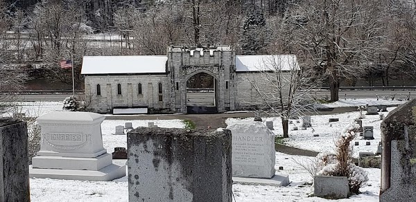 Green Mount Cemetery grounds