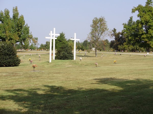 Greene County Memorial Gardens grounds