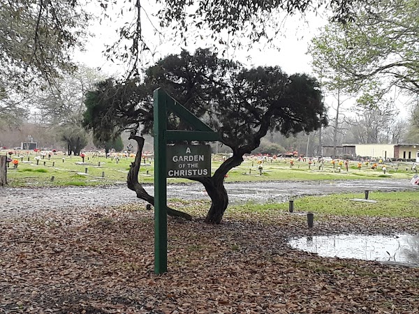 Greene County Memorial Gardens grounds