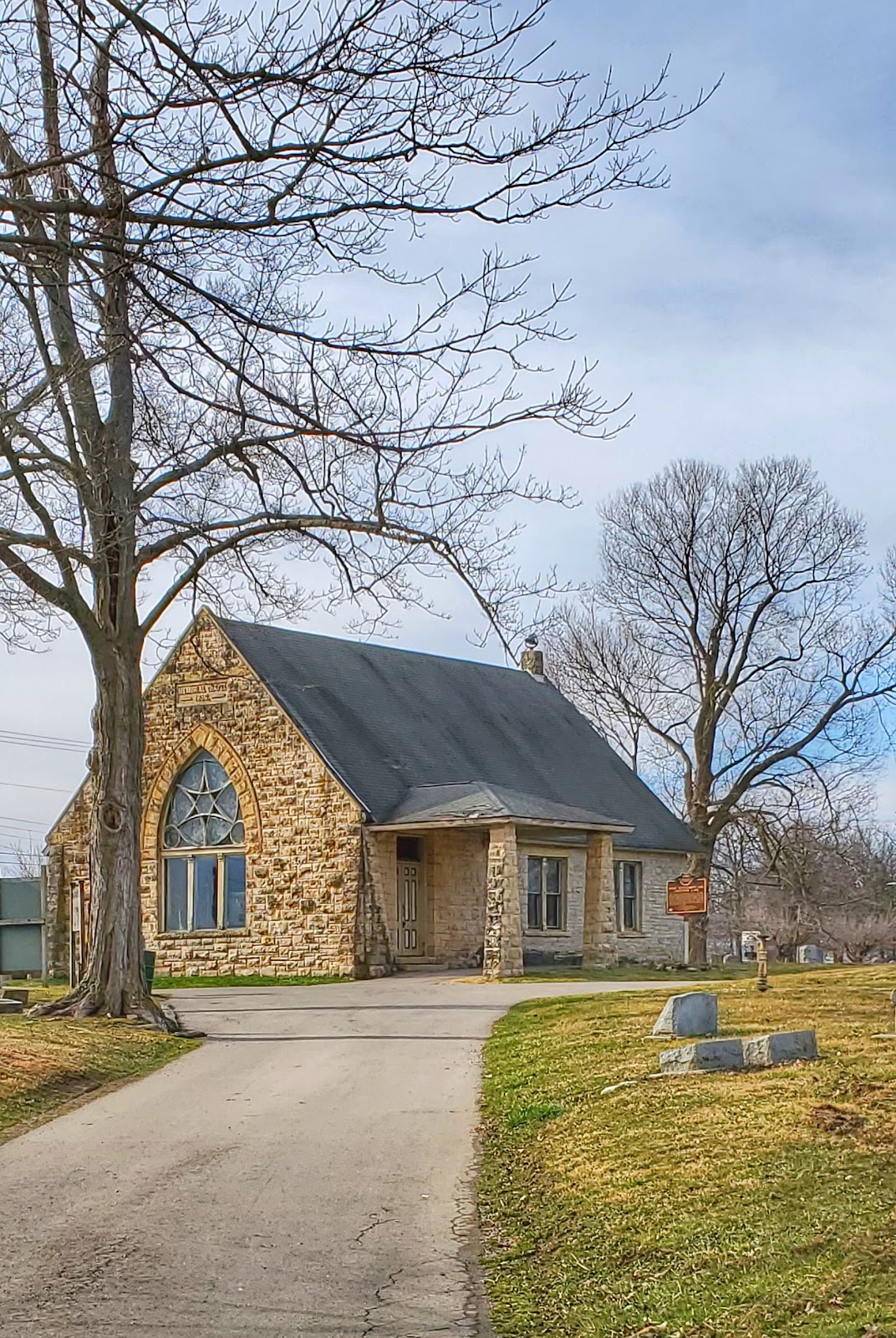 Greenfield Cemetery cemetery grounds and headstones