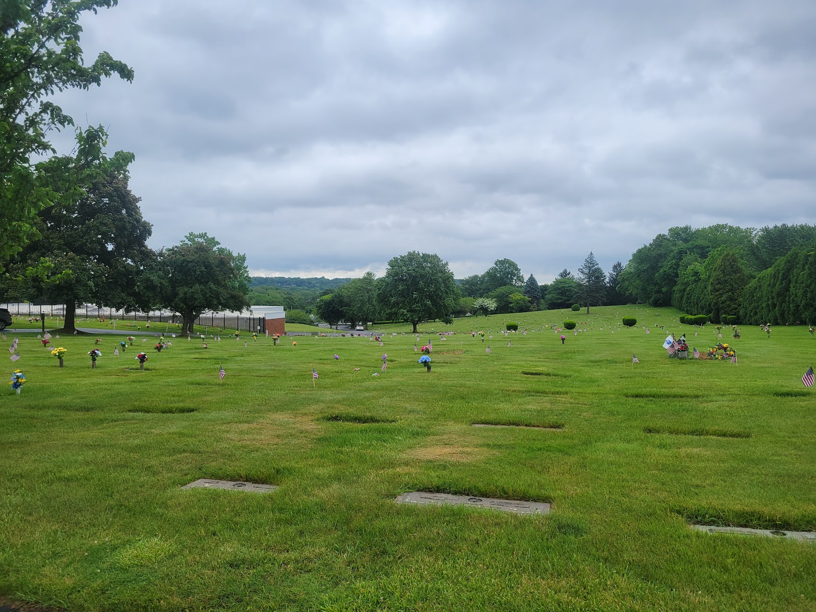 Greenlawn Cemetery Assn Inc headstone and grounds