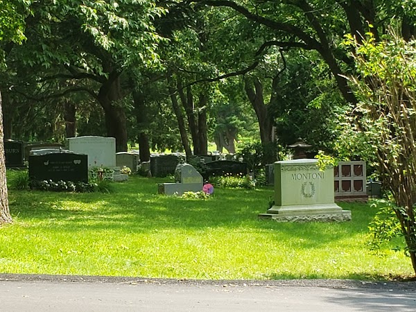 Greenlawn Cemetery grounds
