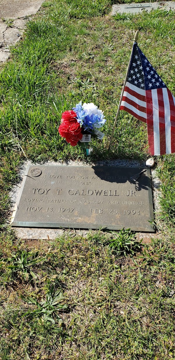 Greenlawn Memorial Gardens grounds