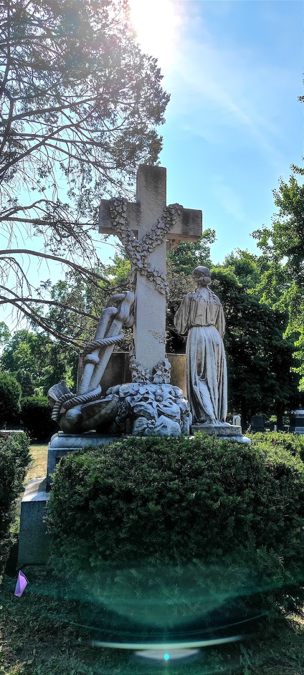 Greenwood Cemetery and Chapel grounds