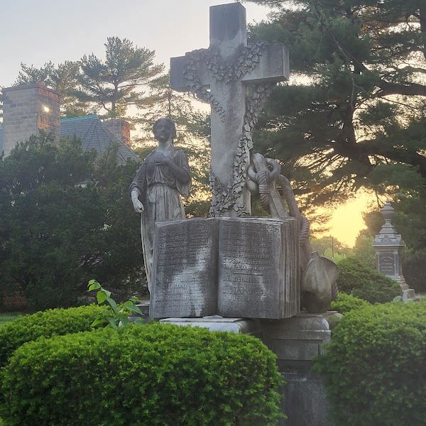 Greenwood Cemetery and Chapel grounds