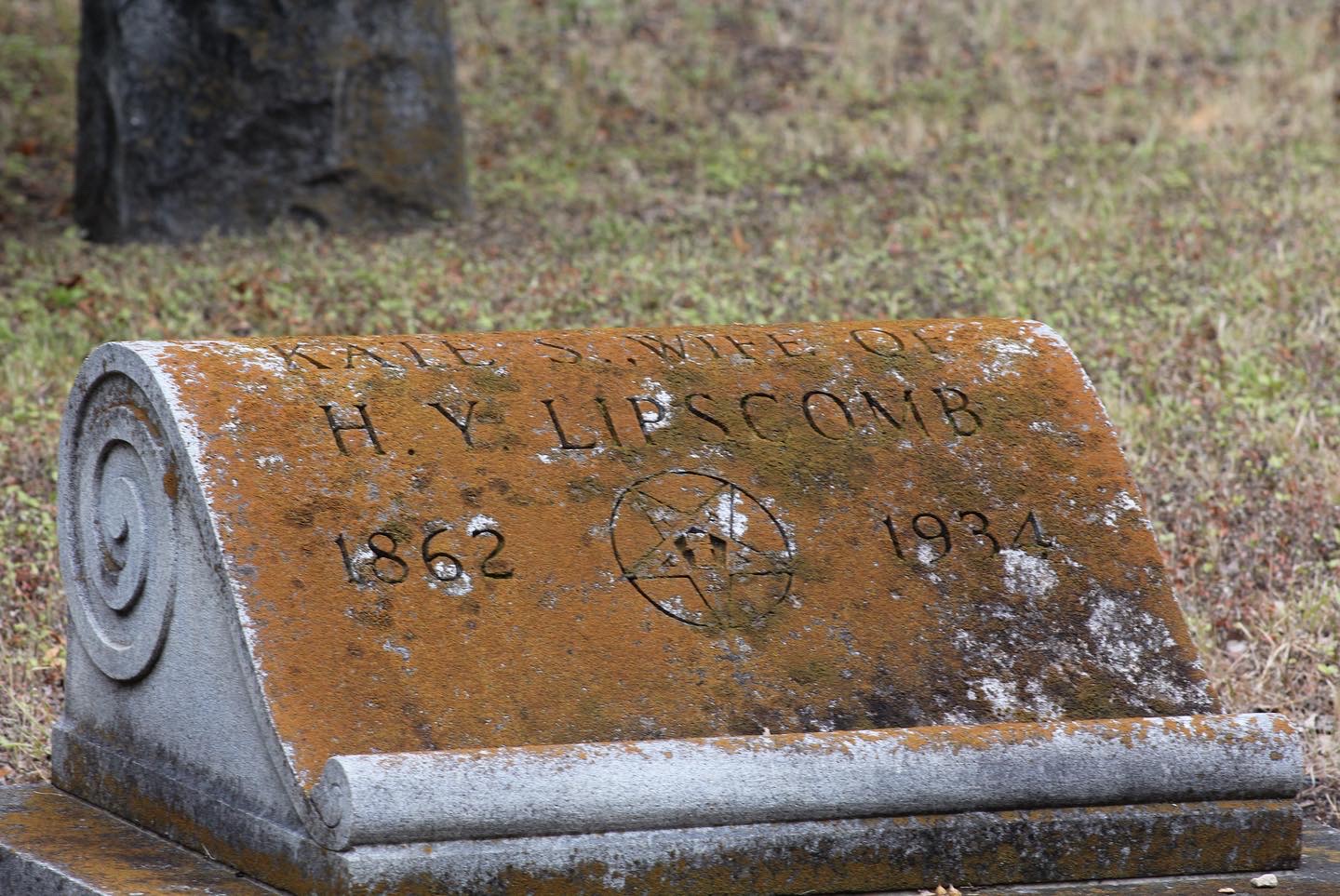 Greenwood Cemetery cemetery grounds and headstones