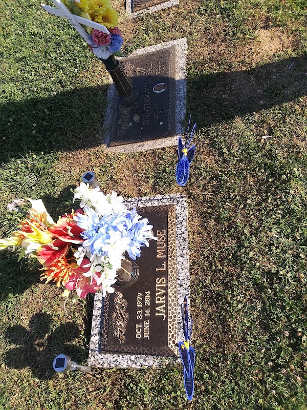 Greenwood Cemetery West grounds