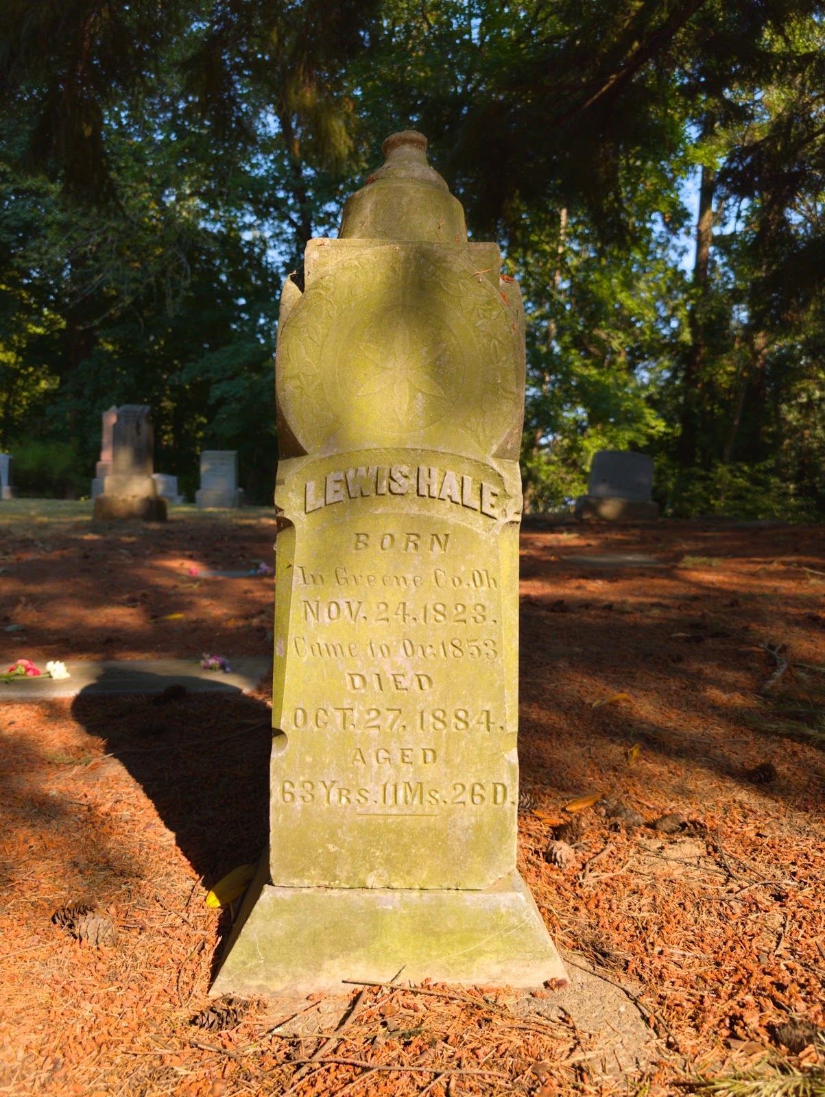Gresham Pioneer Cemetery cemetery grounds and headstones