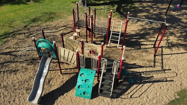 Grinstead Memorial Park grounds