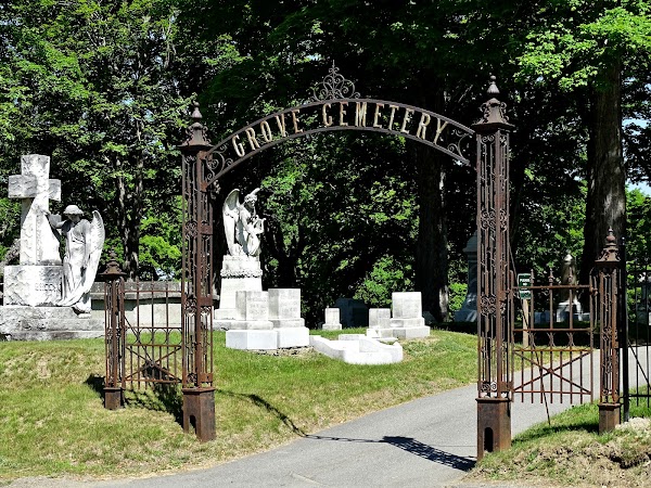 Grove Cemetery grounds