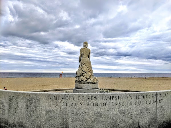 Hampton Beach State Park grounds
