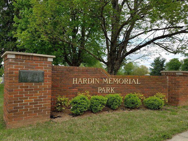 Hardin Memorial Park Cemetery cemetery grounds and headstones