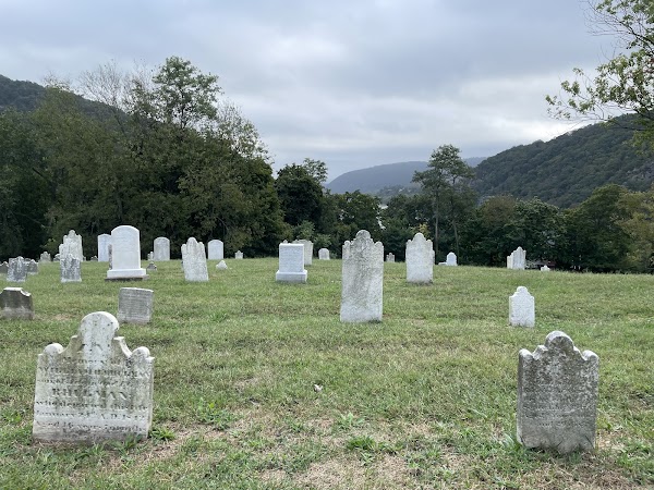 Harper Cemetery grounds