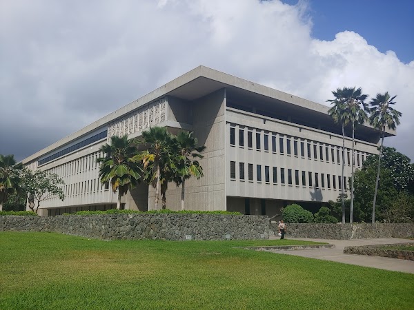 Hawaiʻi Law Enforcement Memorial grounds