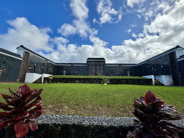 Hawaiian Memorial Park Cemetery & Funeral Services grounds