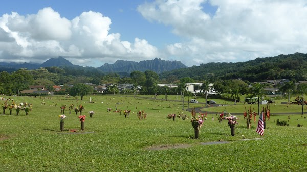 Hawaiian Memorial Park Mortuary grounds