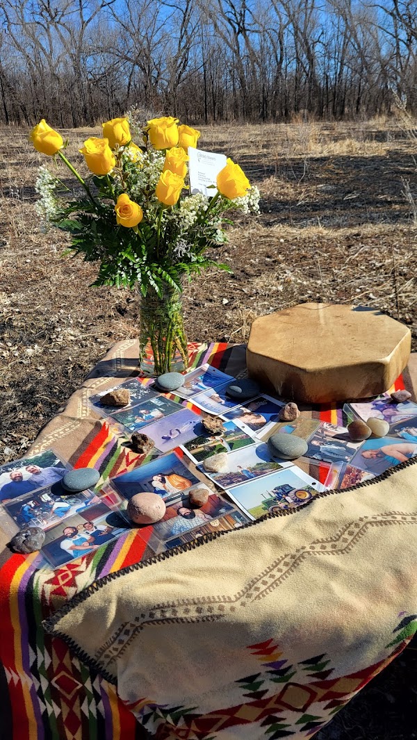 Heart Land Prairie Cemetery grounds