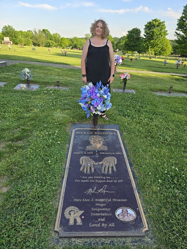Hendersonville Memory Gardens, Funeral Home & Cremation Center grounds
