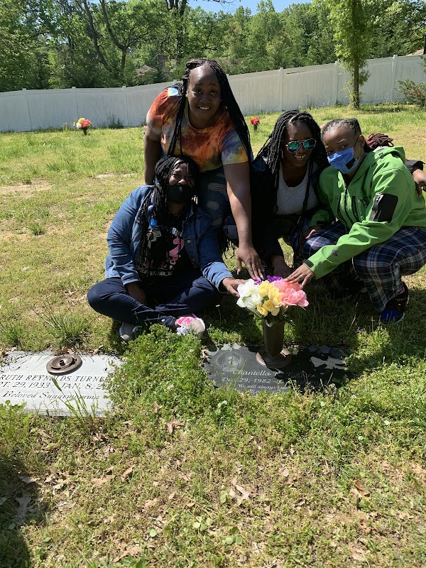 Heritage Memorial Cemetery Llc grounds