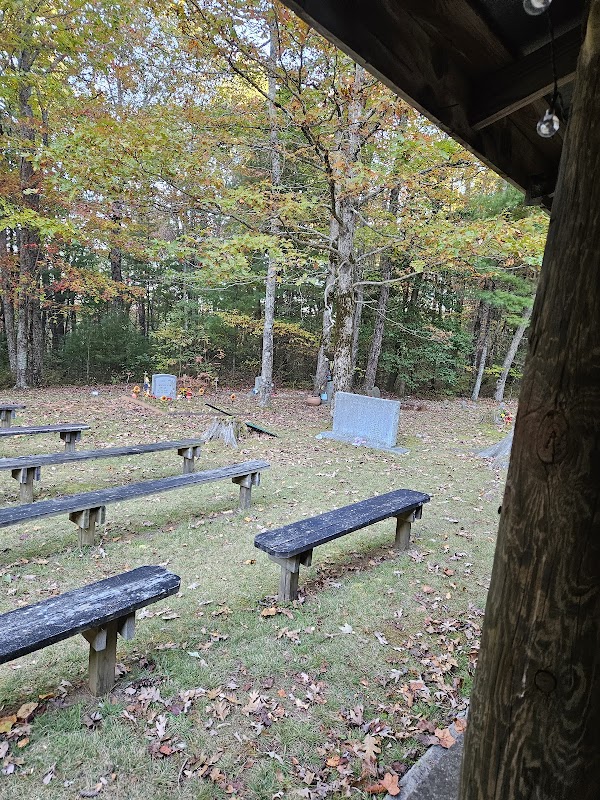 Hickory Flatts Cemetery grounds