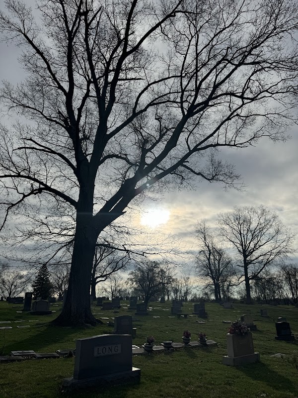 Highland Cemetery grounds