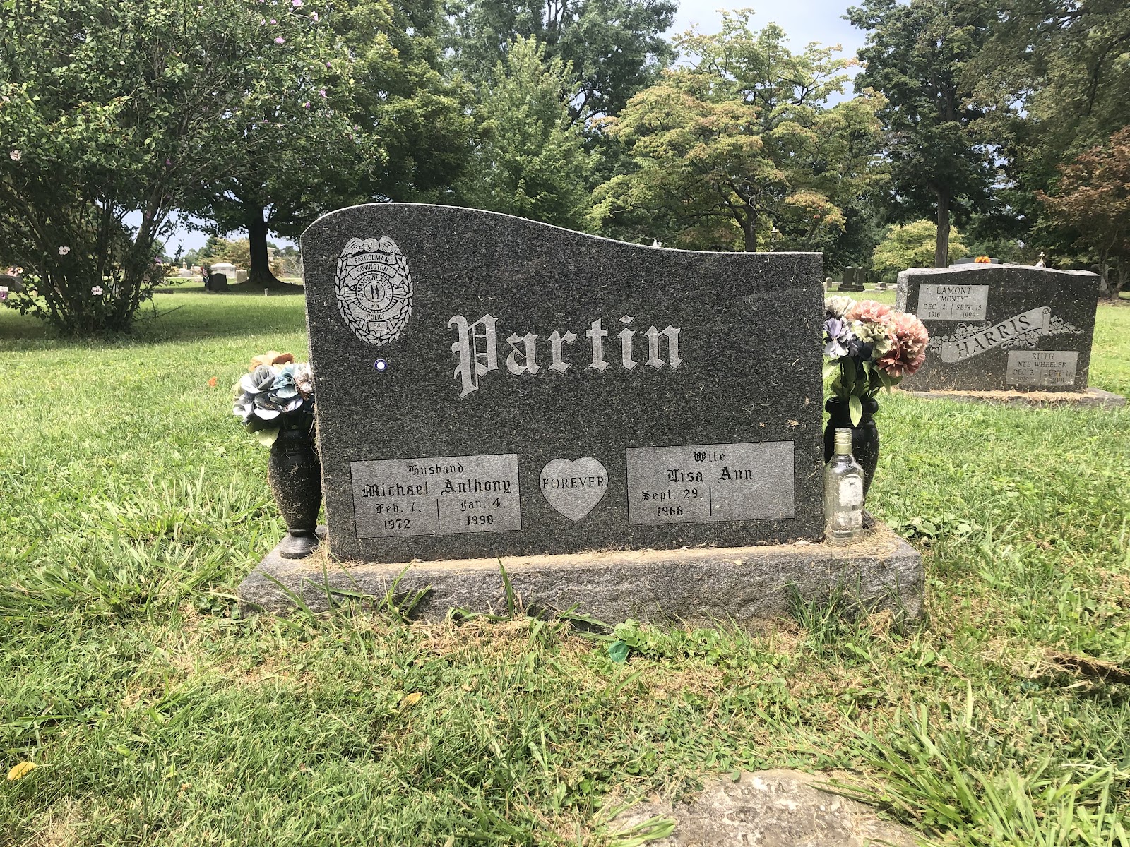 Highland Cemetery headstone and grounds