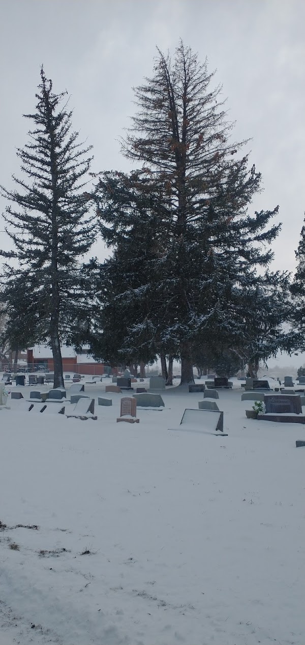 Highland Cemetery Office grounds