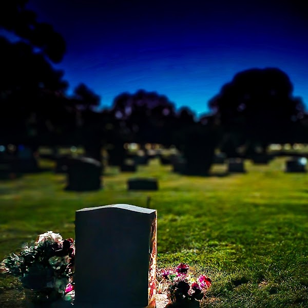 Highland Cemetery grounds