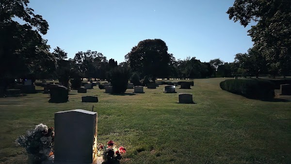 Highland Cemetery grounds