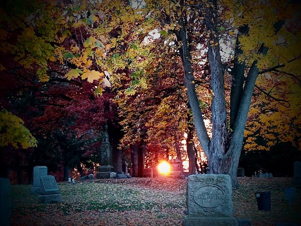Highland Cemetery grounds