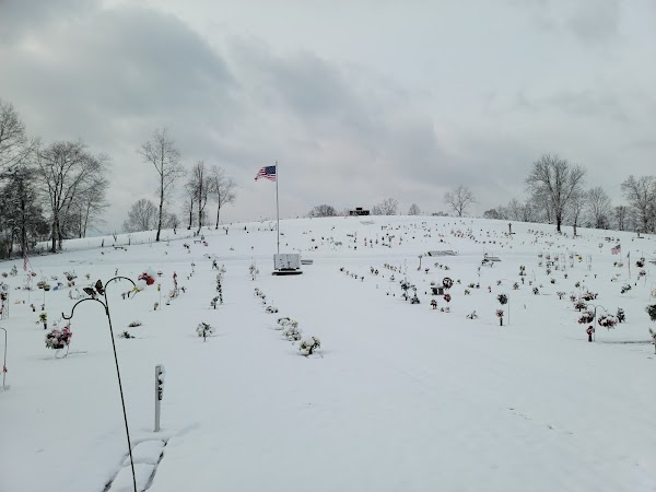 Highland Memorial Park grounds