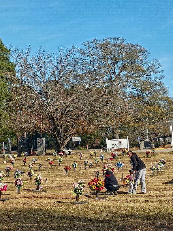 Hillandale Memorial Gardens grounds