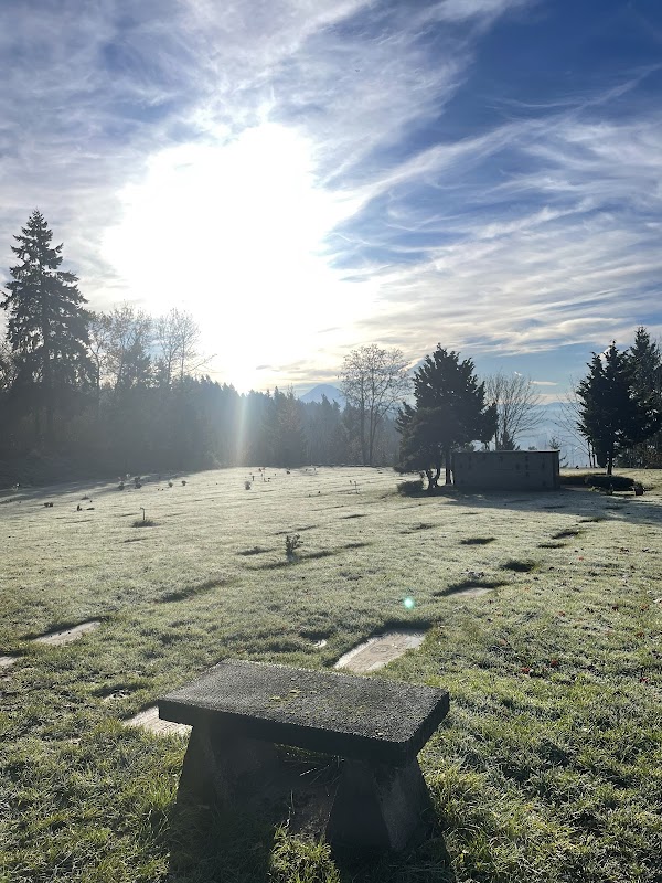 Hillcrest Burial Park grounds