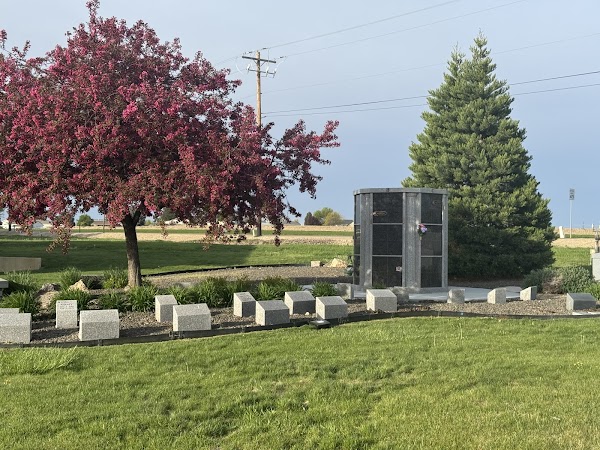 Hillcrest Memorial Gardens grounds