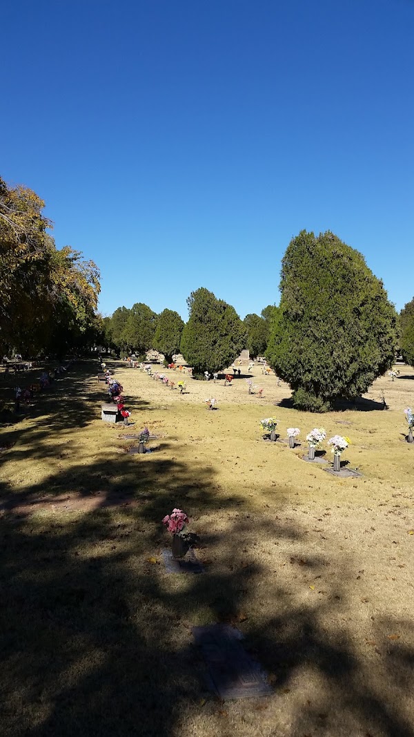 Hillcrest Memorial Gardens grounds